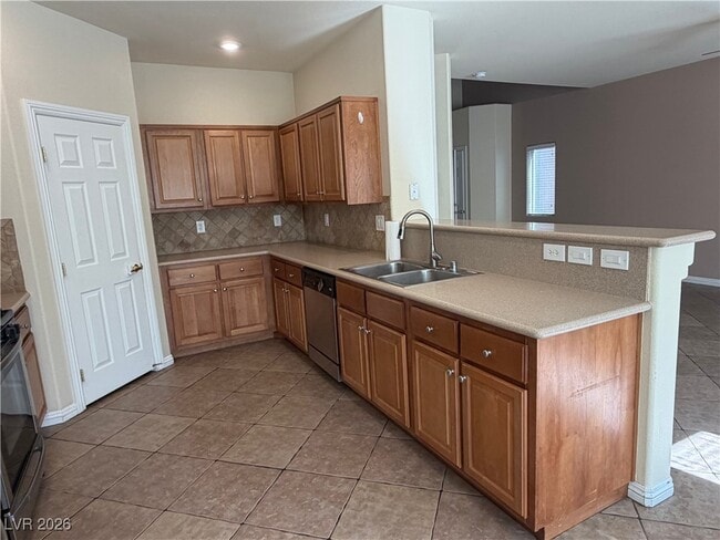 Building Photo - 2175 Low Creek Ct