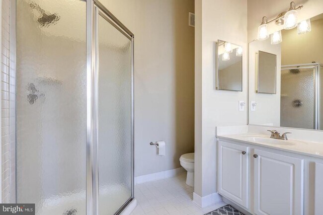 Building Photo - 580 Orchard Ridge Dr