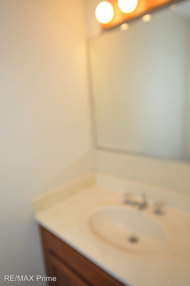 Building Photo - 2 br, 2.5 bath House - 355 Bridgewater Drive