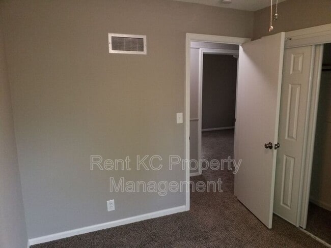 Building Photo - 13205 Craig Ave