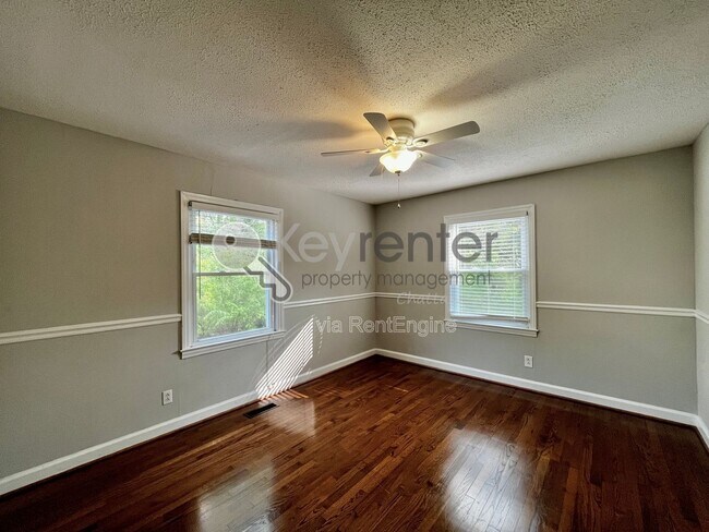 Building Photo - 1275 Duane Rd