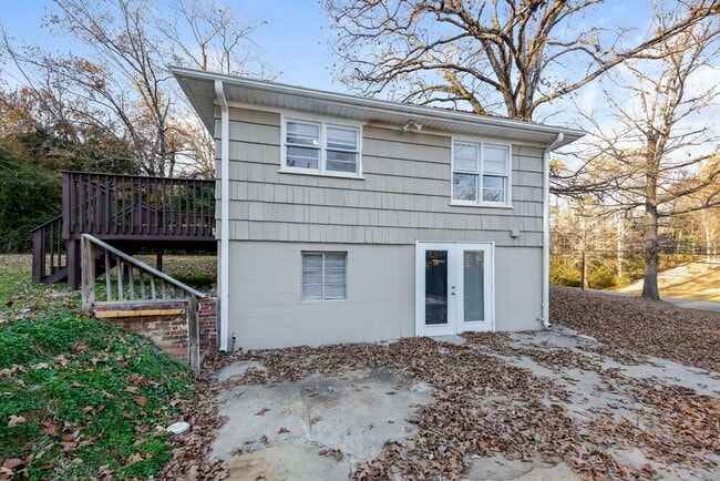 Building Photo - 2568 Forestdale Blvd