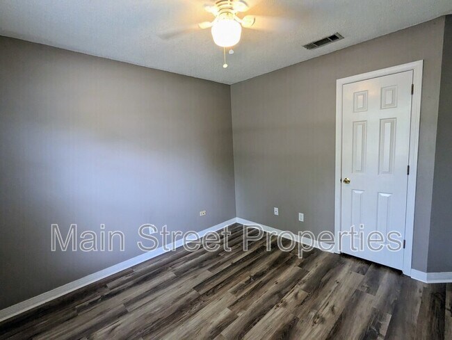 Building Photo - 3441 Jubilee Dr