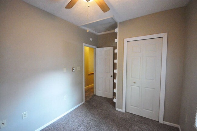 Building Photo - 61 McMillen Ave