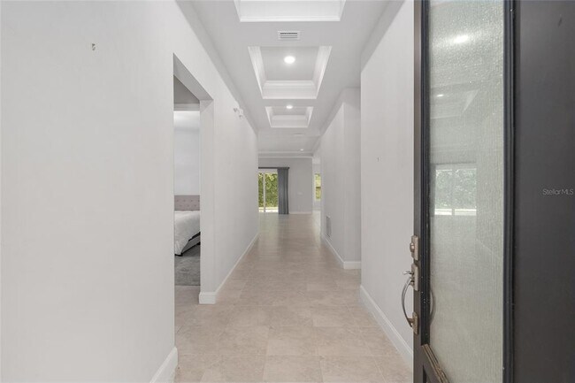 Building Photo - 11890 SW 33rd Ln