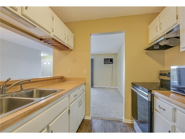 Building Photo - 4474 Cinnamon Ridge Trail