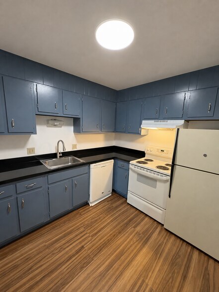 Building Photo - 2109 Cedar Run Dr