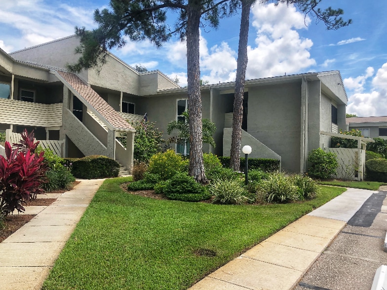 Building Photo - 649 Windrush Bay Dr