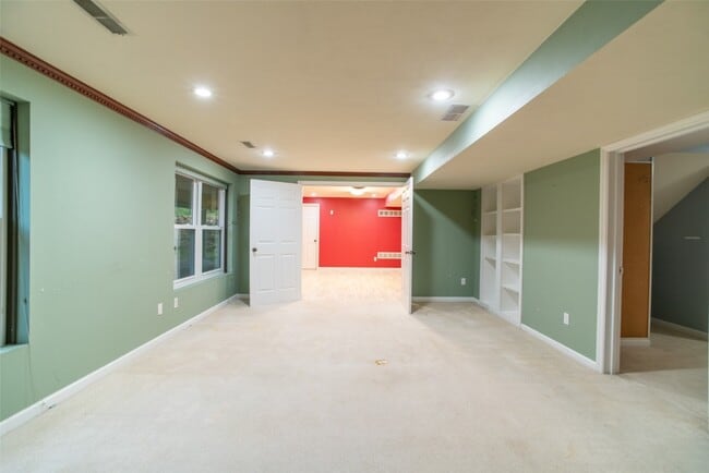 Building Photo - 570 Castle Ridge Dr