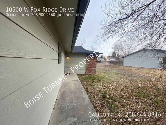 Building Photo - 10500 W Fox Ridge Dr