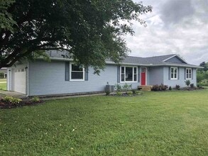 Building Photo - Beautiful home, rural setting but close to...