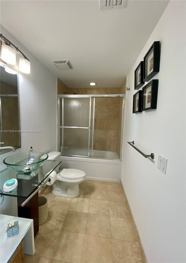 Building Photo - 350 S Miami Ave