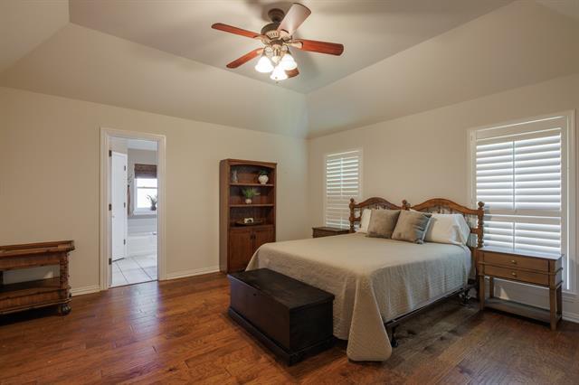 Building Photo - 3726 Pensacola Dr