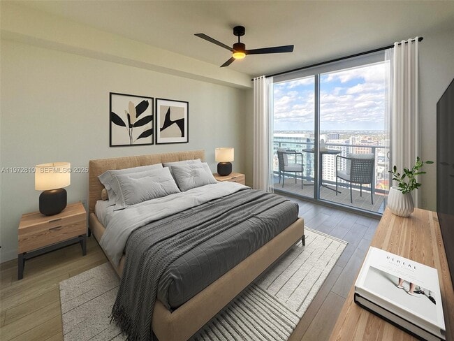 Building Photo - 333 N New River Dr E