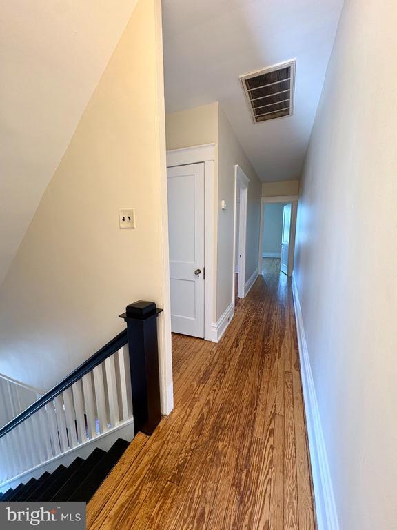 Building Photo - 616 N Front St