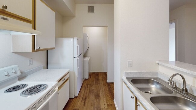 Building Photo - Citifront