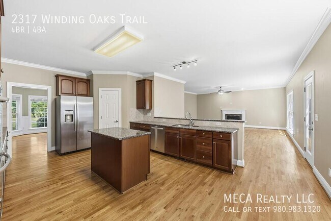 Building Photo - 2317 Winding Oaks Trail