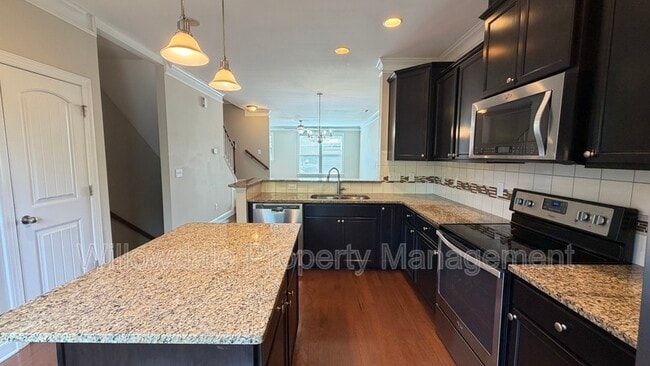 Building Photo - 525 Portstewart Dr