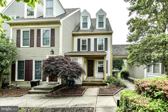 Building Photo - 12856 Mill Brook Ct