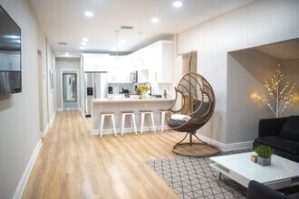 Building Photo - Glamorous Ybor Home • near Downtown