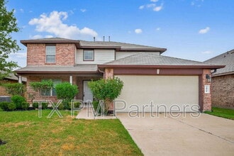 Building Photo - 3026 Village Creek Dr