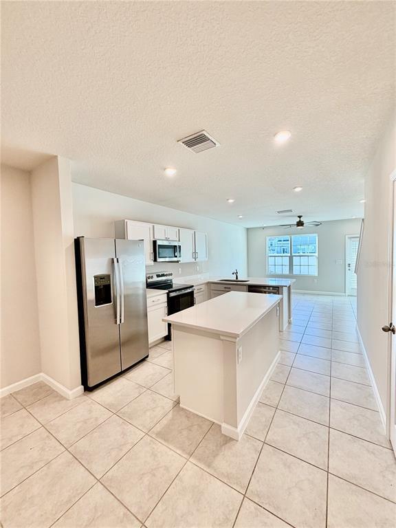 Building Photo - 4644 Old Blush St