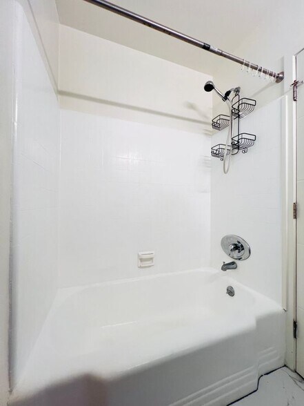 Building Photo - 5525 Harold Way