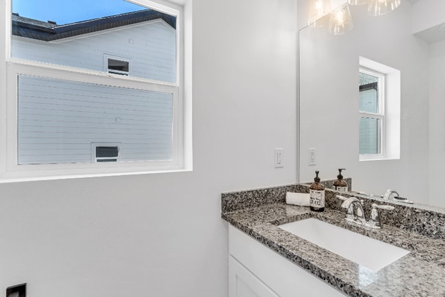 Building Photo - 1302 S 1100 E