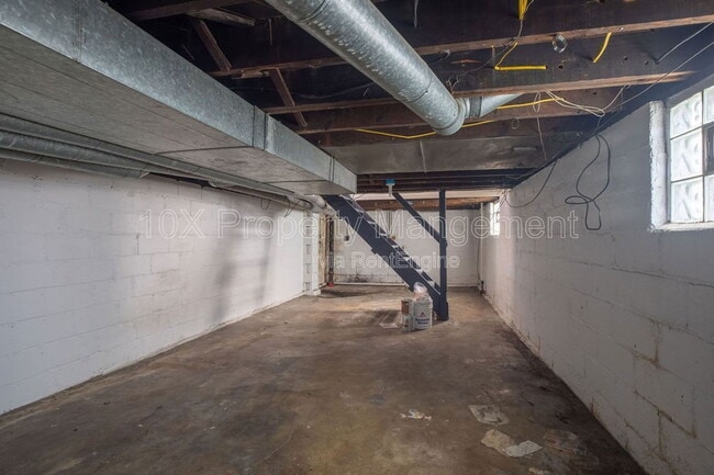 Building Photo - 2743 Steele Ave