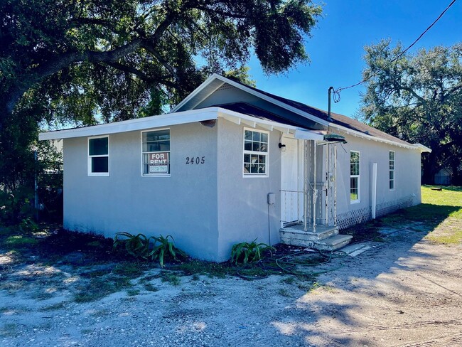 Primary Photo - 3BR/1BA with HUGE Backyard, LVT Wood Floor...