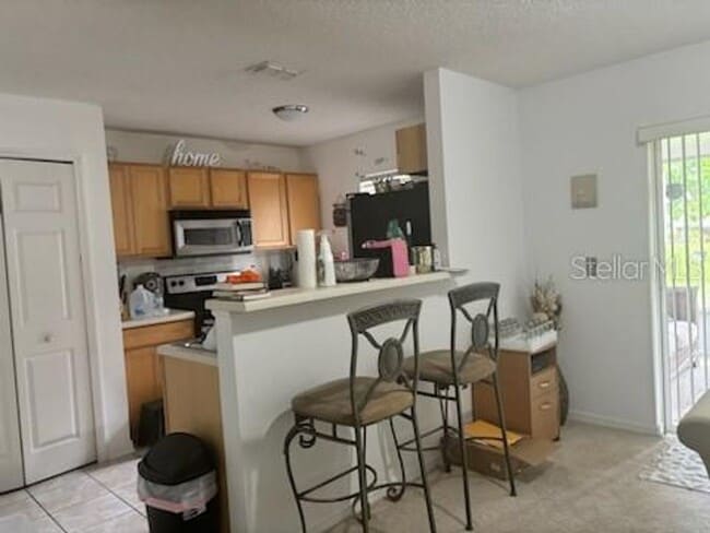 Building Photo - Heart Of Orlando/Kissimmee Townhome