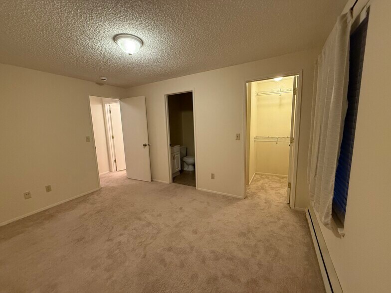 Building Photo - 19670 NW Pondosa Ct