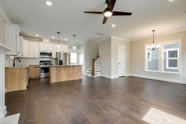 Building Photo - 6006 Obrien Ave