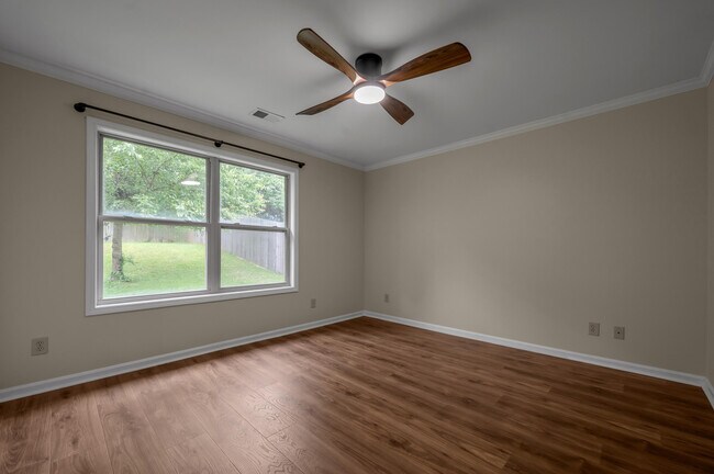 Building Photo - 2347 Stonewood Ln