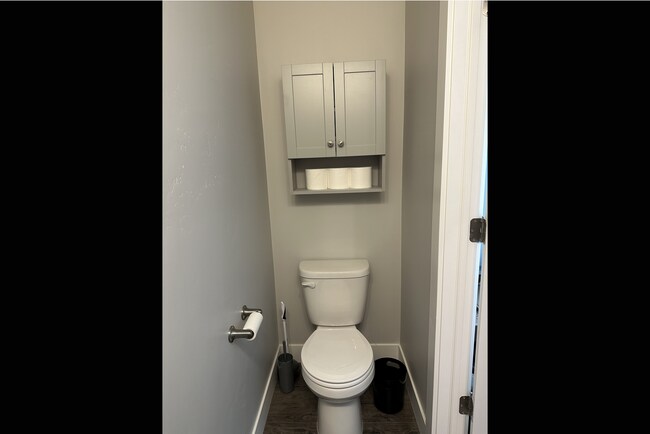 Building Photo - 1162 S 200 E