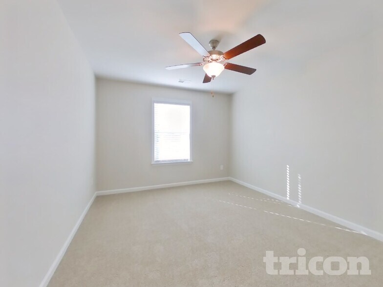 Building Photo - 36 Leyland Ct