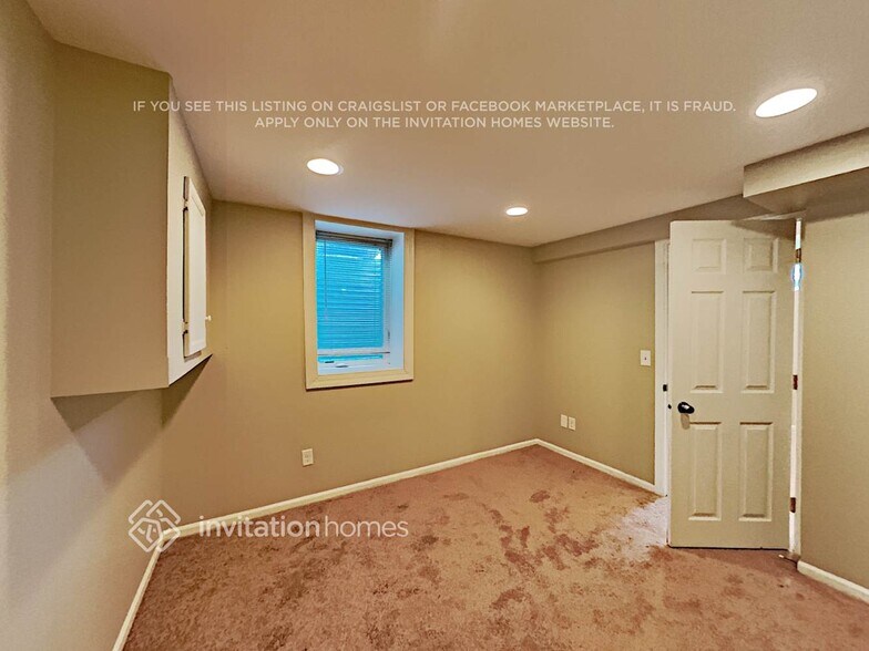 Building Photo - 6607 Logan Ave S