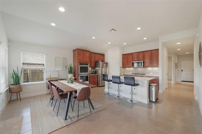 Building Photo - 3446 De Torres Cir