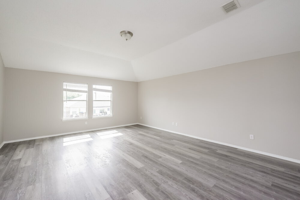 Building Photo - 2104 Aster Trail