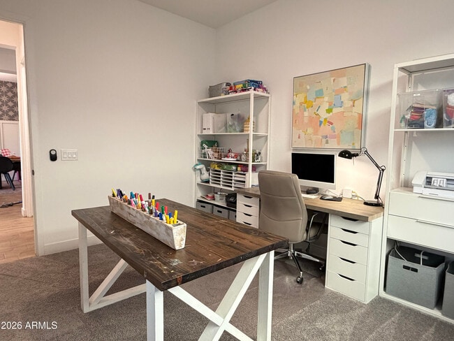 Building Photo - 10849 E Thunderbolt Ave