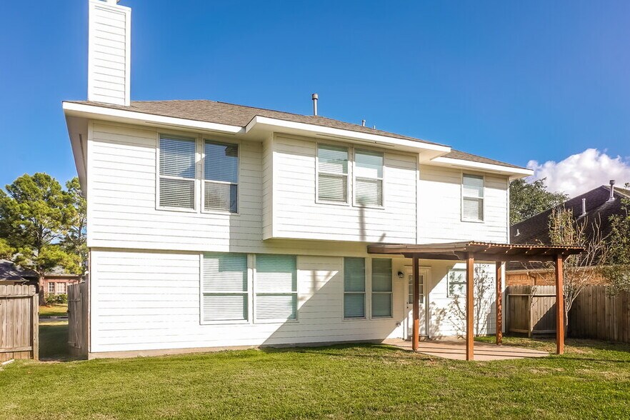 Building Photo - 20439 Westfield Estates Dr