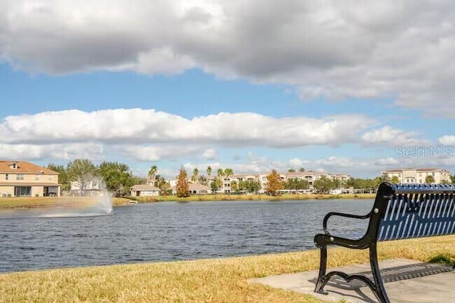 Building Photo - 3041 Ashland Ln S