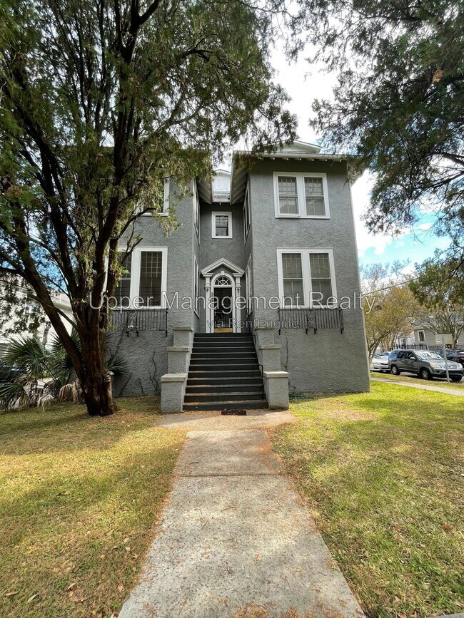 Building Photo - 2201 Calhoun St