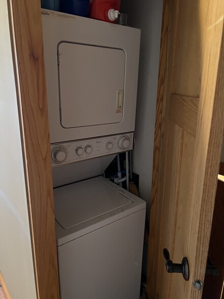 Washer Dryer in unit - 289 5th St E
