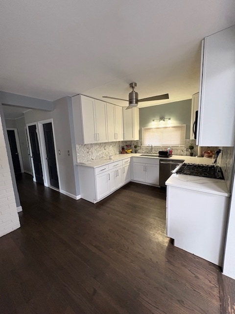 Kitchen - 15 Beverly Hl