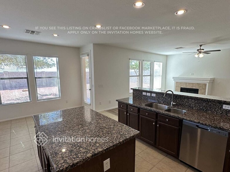 Building Photo - 26032 N Desert Mesa Dr