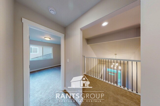 Building Photo - Brand New Home! Beautiful Steilacoom Ridge Home! Easy freeway access!