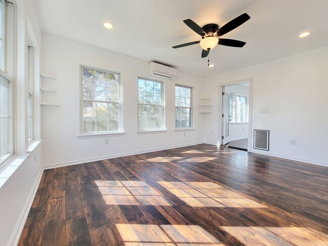 Building Photo - 6709 Tulsa Cove