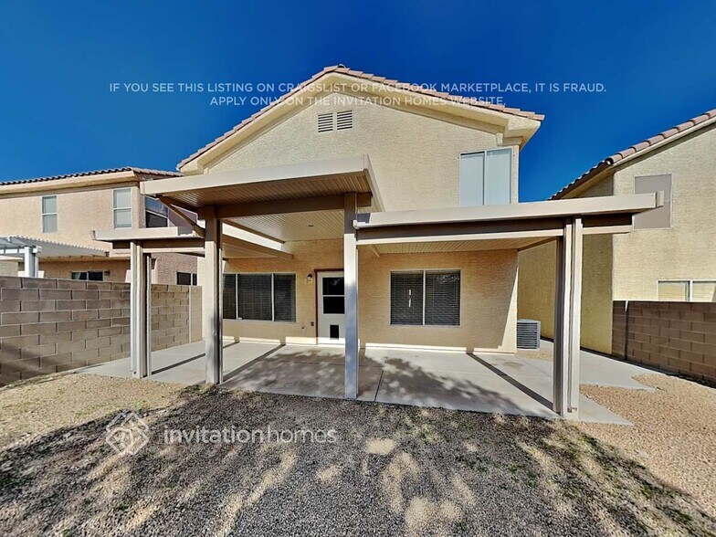 Building Photo - 9425 Deer Lodge Ln