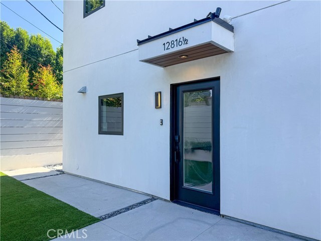 Building Photo - 12816 Bloomfield St